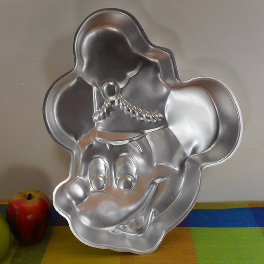 Wilton Vintage Aluminum Cake Pan - 1970s Mickey Mouse Band Leader 515-302