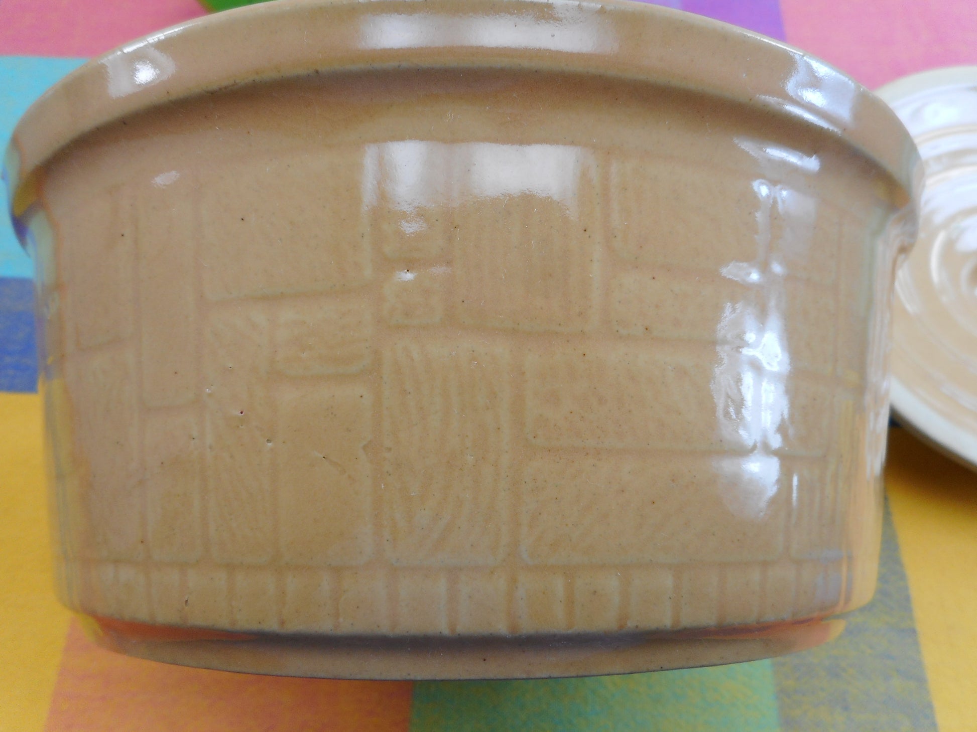 USA Round 8" Yellow Ware Soneware Covered Casserole - Rectangle Weave Wood Parquet Pattern